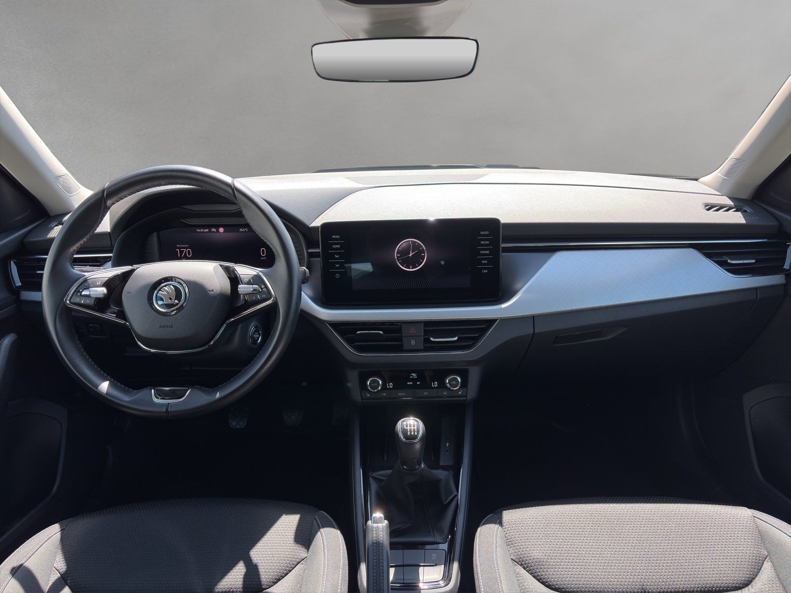Fahrzeugabbildung SKODA Kamiq 1.5 TSI Tour/KAMERA/VIRTUAL/SMART-LINK/