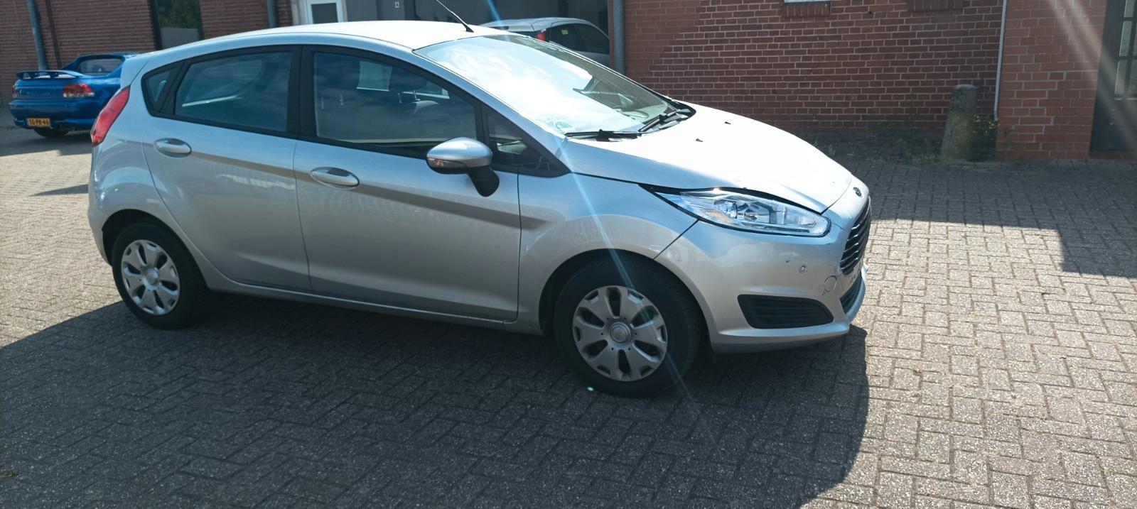 Ford Fiesta 1.5-TDCI euro-6 Klima Led Sitzheizung Pdc
