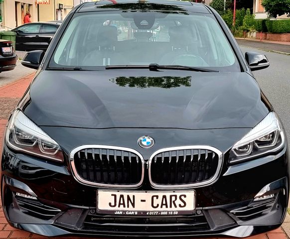 BMW 218GranTour xDrive Sport Line 2Hd 7sitz LED Pano
