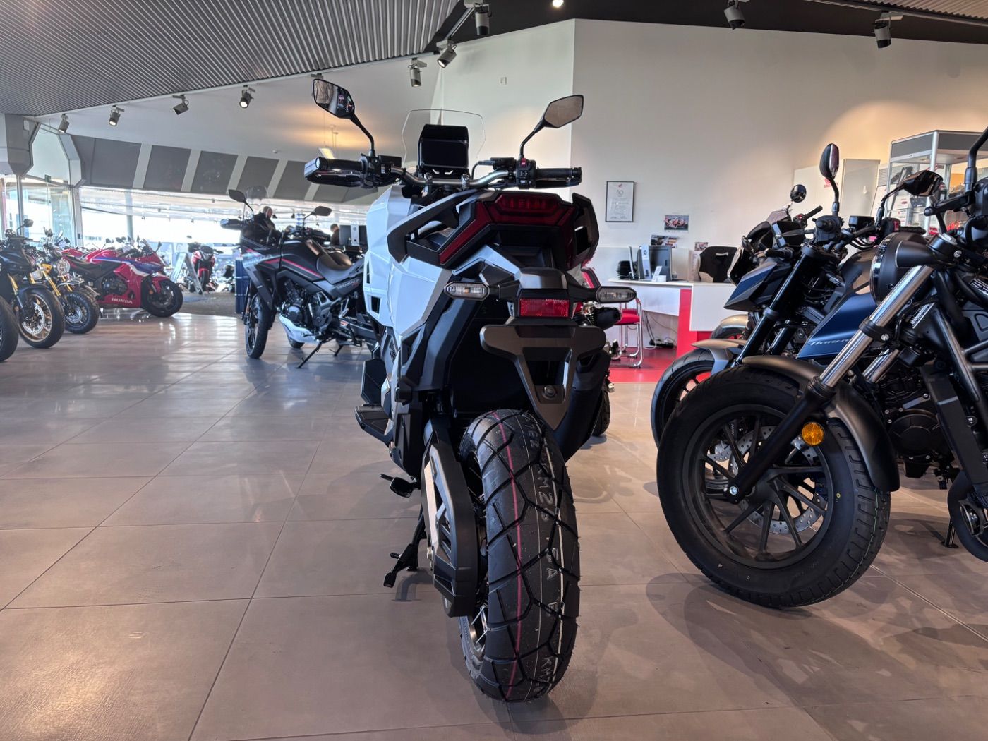 Fahrzeugabbildung Honda X-ADV 2026 Tageszulassung, sofort verfügbar
