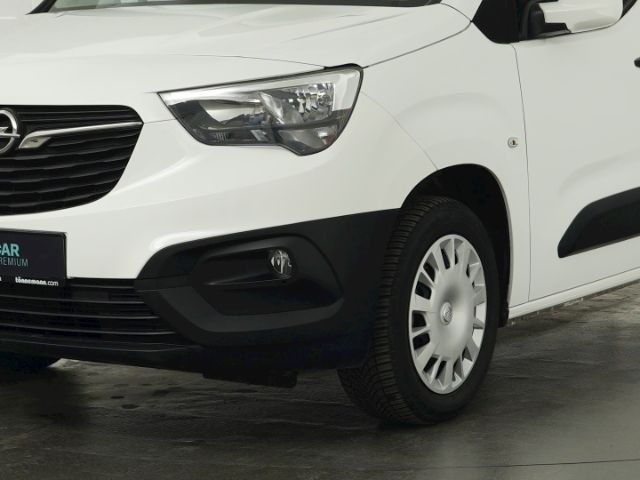 Combo E CARGO EDITION+NAVI+PARKPILOT HIN.+AHK+KE