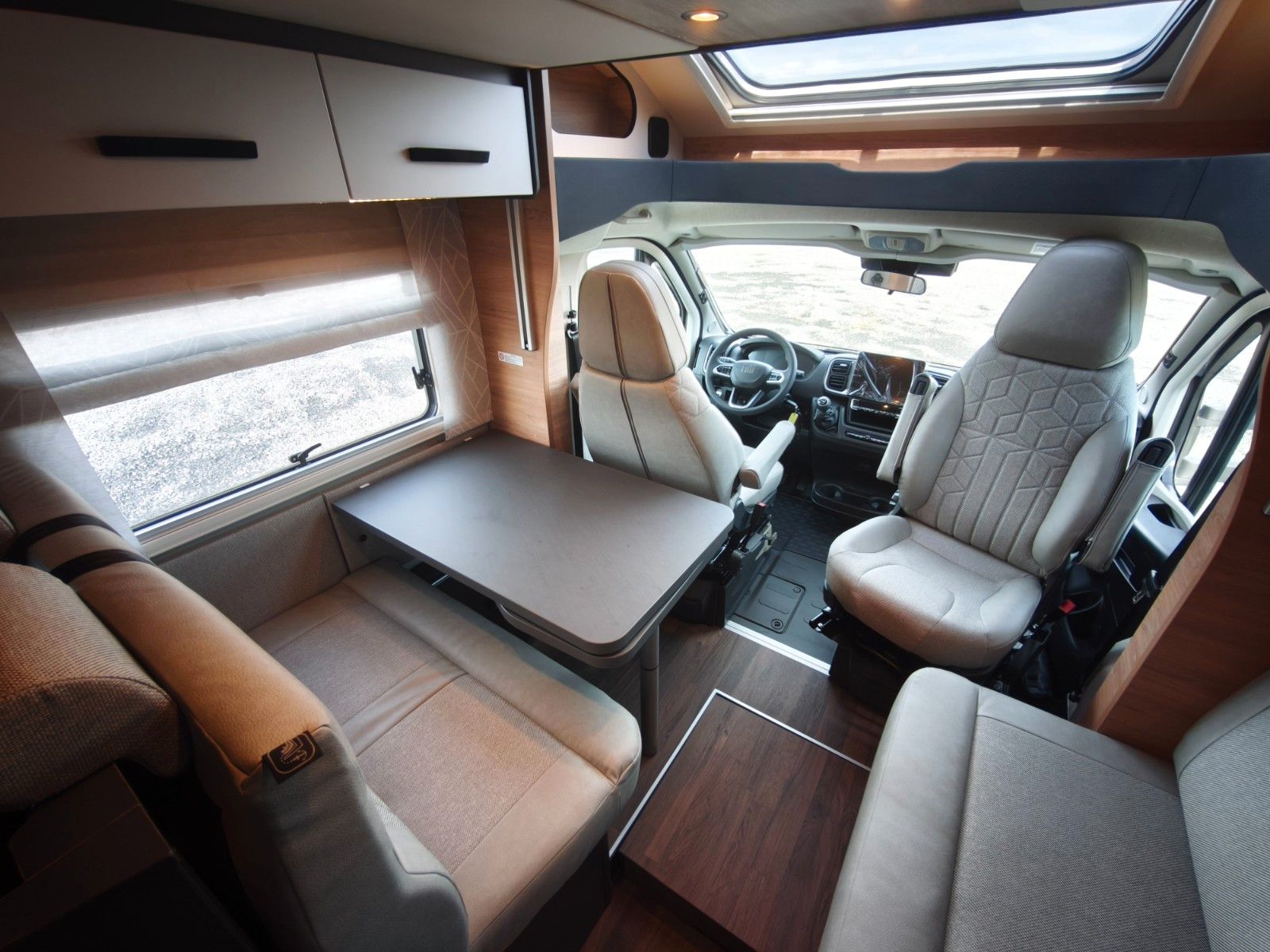 Fahrzeugabbildung Knaus L!ve Wave 700 MEG Platinium Selection 2027