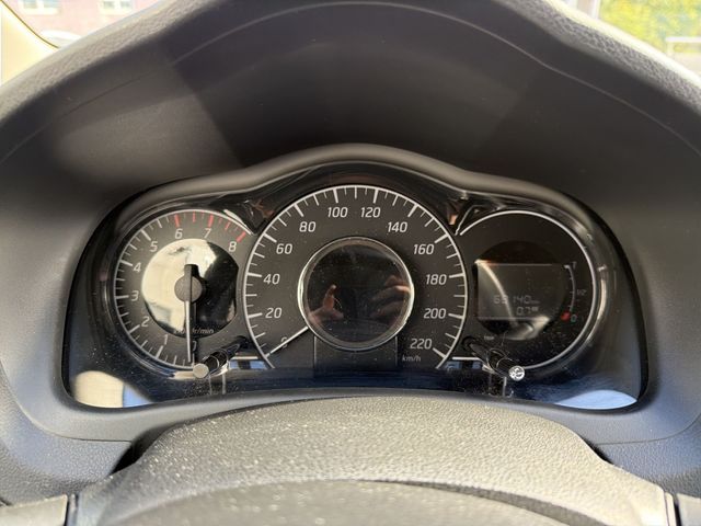 Fahrzeugbild 14
