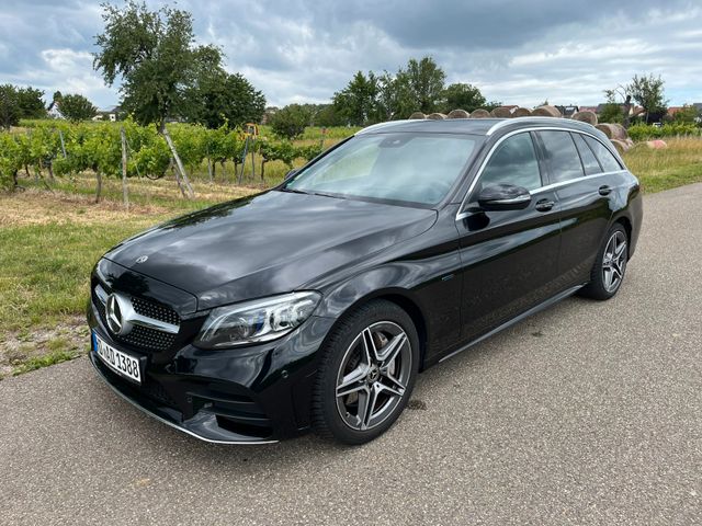 MERCEDES-BENZ C 300 de T Airmatic AMG Line Comand Burmester