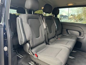Fahrzeugabbildung Mercedes-Benz V 220d Edition lang*LED*2xTür*8.Sitze*Totwinkel*