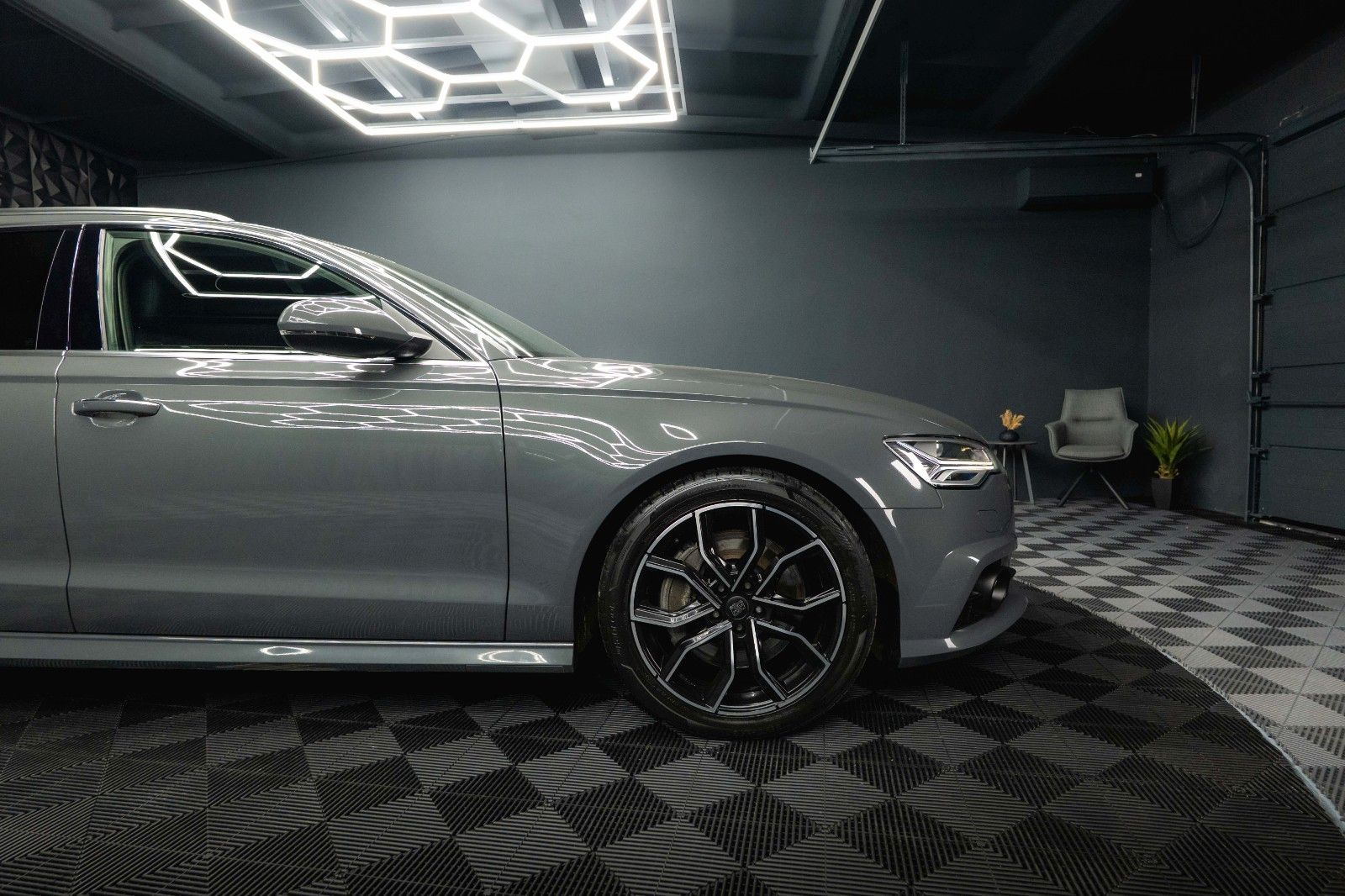 Fahrzeugabbildung Audi A6 Avant 3.0 TDI quattro Competition MTM 380PS