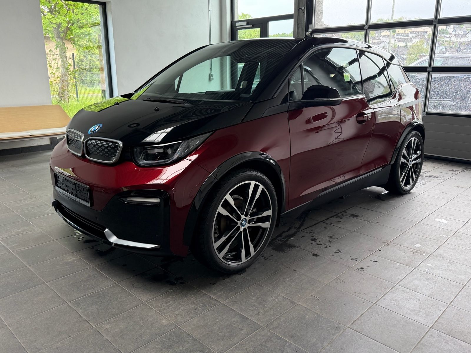 BMW i3 s Unique Forever Pano_HarmKard_Keyless