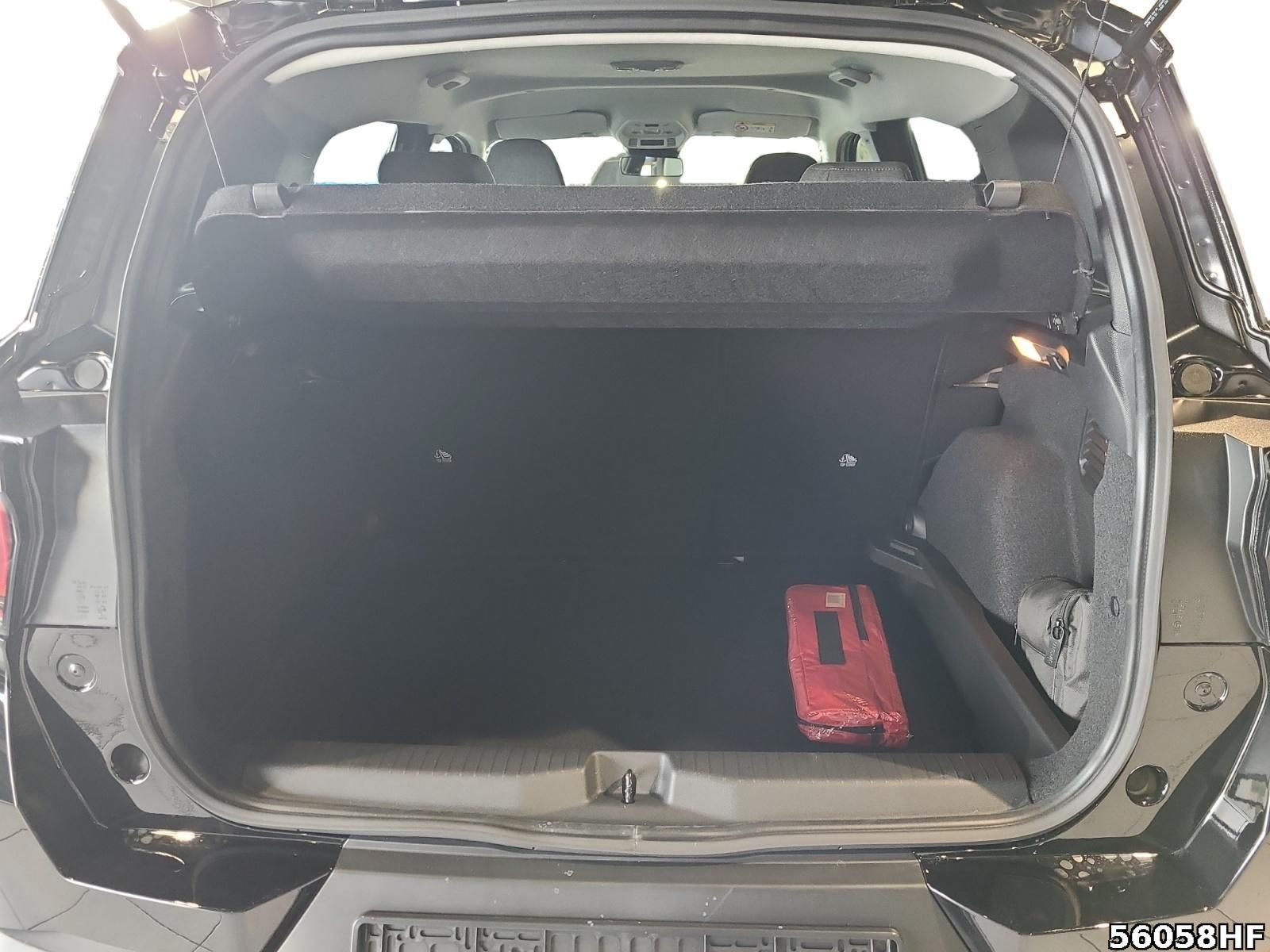 Fahrzeugabbildung Citroën C3 Aircross Plus Turbo 100 PS MT