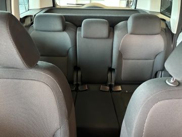 MYAUTOCENTER – Gebraucht- und Jahreswagen mit Werkstattservice in Pfaffenhofen Skoda Yeti Ambition Plus Edition 4x4*2.Hand*AHK*Klima*