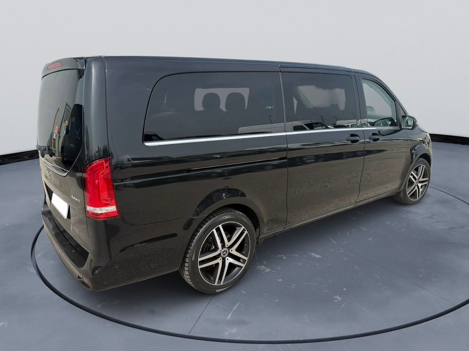 Mercedes-Benz V 250 d premium 4matic imagem 3