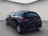 Hyundai i20 1.0 T-GDI Select 74 kW, 5-türig - Hyundai i20: Schwarz