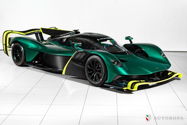 Aston Martin New Aston Martin Valkyrie AMR Pro 1/40 in stock