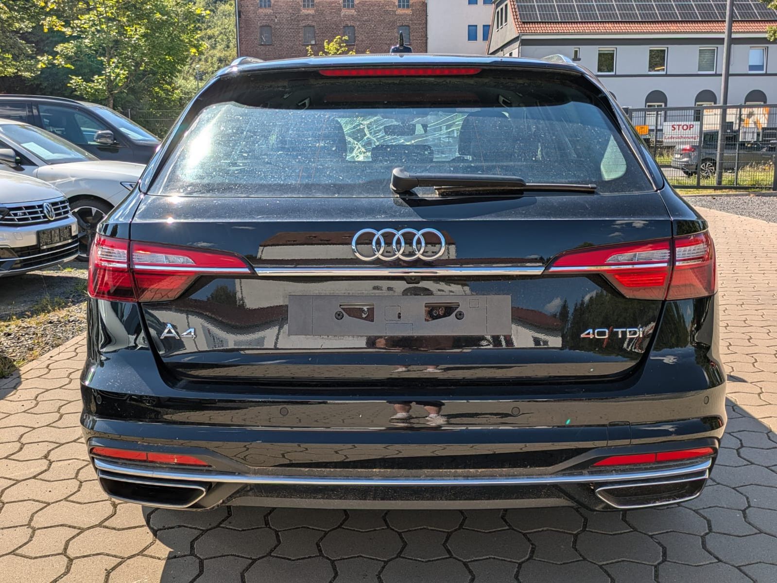 Fahrzeugabbildung Audi A4 40 TDI advanced ACC/LED/NAVI/KAM Airbag ok