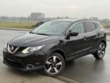 Nissan Qashqai N-Connecta 1.5 dCi Kamera 360° Panorama - Nissan Qashqai mit Diesel-Antrieb: Schwarz, mit Navigationssystem, Geländewagen