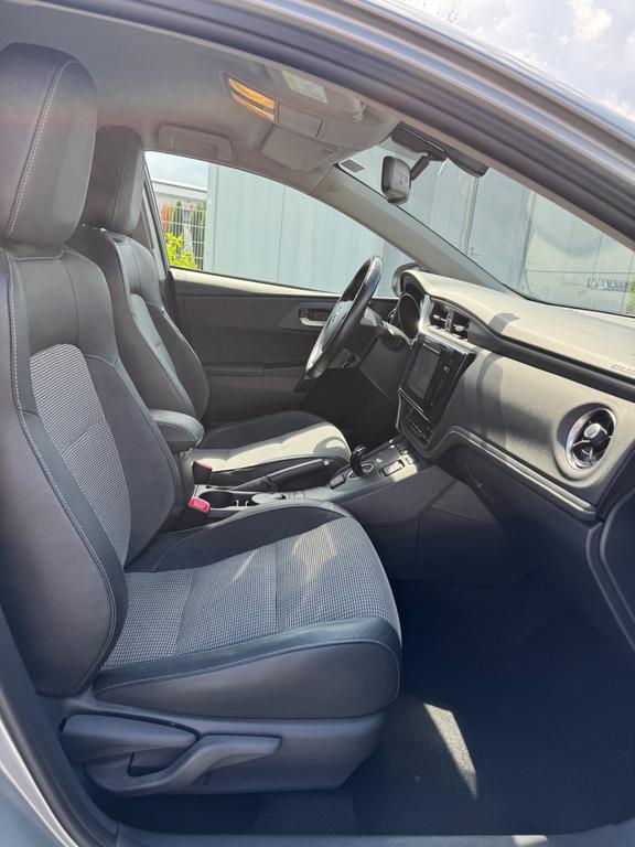 Toyota Auris Touring Sports