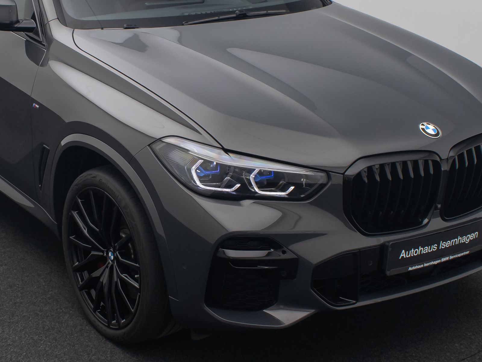 Fahrzeugabbildung BMW X5 xD40d M Sport 360&deg; HUD H/K DAB Massage 22Zoll