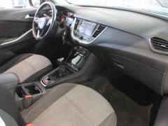 Fahrzeugabbildung Opel Grandland X 1.2T LED/NAVI/PDC&CAM/BLIS/TEMPOMAT