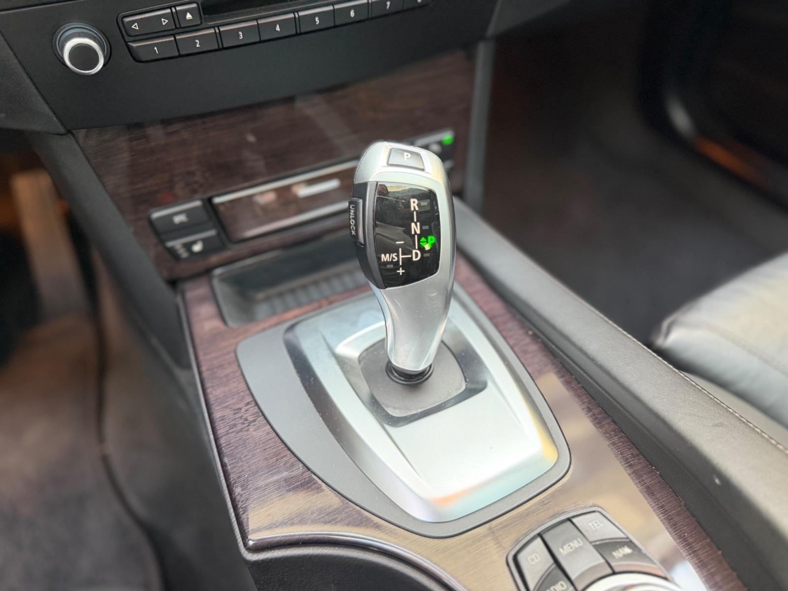 BMW *530 d xDrive*Edition*Exclusive*PANO*LEDER*AHK*