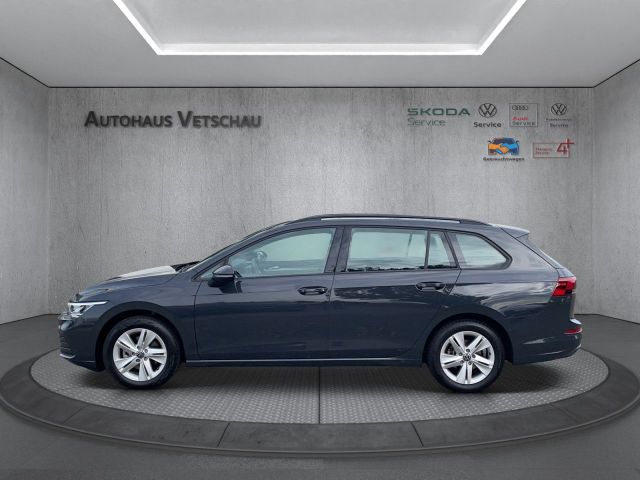 Golf VIII Variant Life 1.5 eTSI Bluetooth Navi