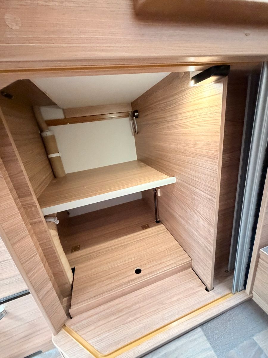 Fahrzeugabbildung Weinsberg CaraCompact Edition Pepper 600 MEG MJ26