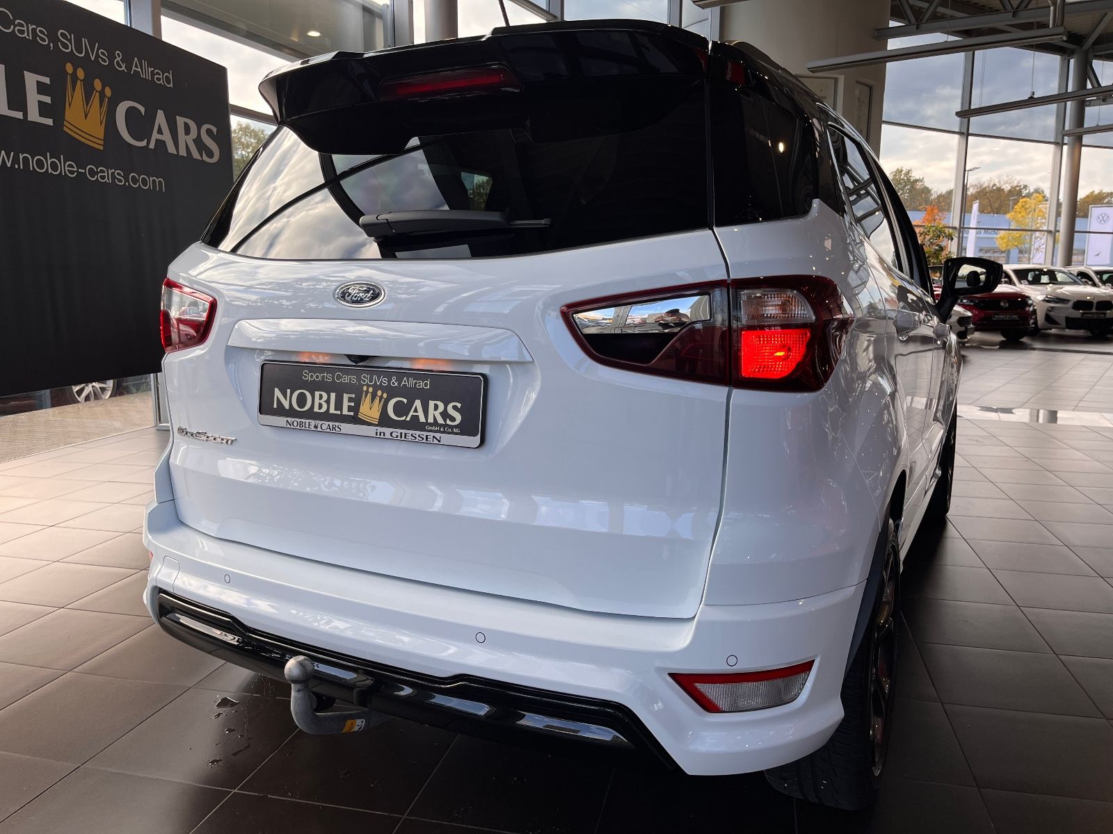 Fahrzeugabbildung Ford EcoSport ST-Line AHK B&O NAVI ALU