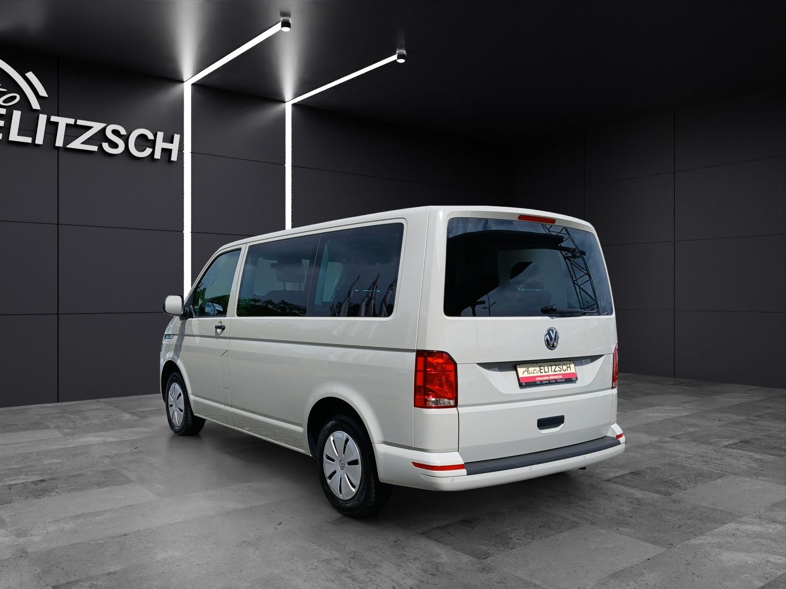 Fahrzeugabbildung Volkswagen T6 Multivan T6.1 TDI Family DSG CarPlay PDC SH
