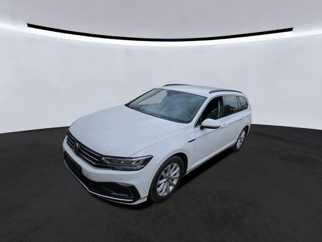 Volkswagen Passat Variant GTE/ACC+/NAVI/ASSIS/SHZ/KAMERA/