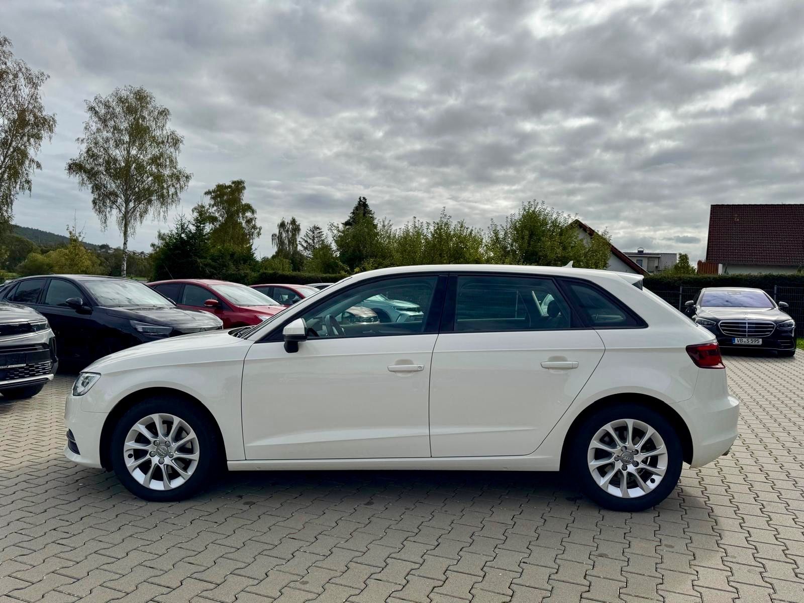 Fahrzeugabbildung Audi A3 Sportback 2.0 TDI°150 PS°Navi°Xenon°Shz°