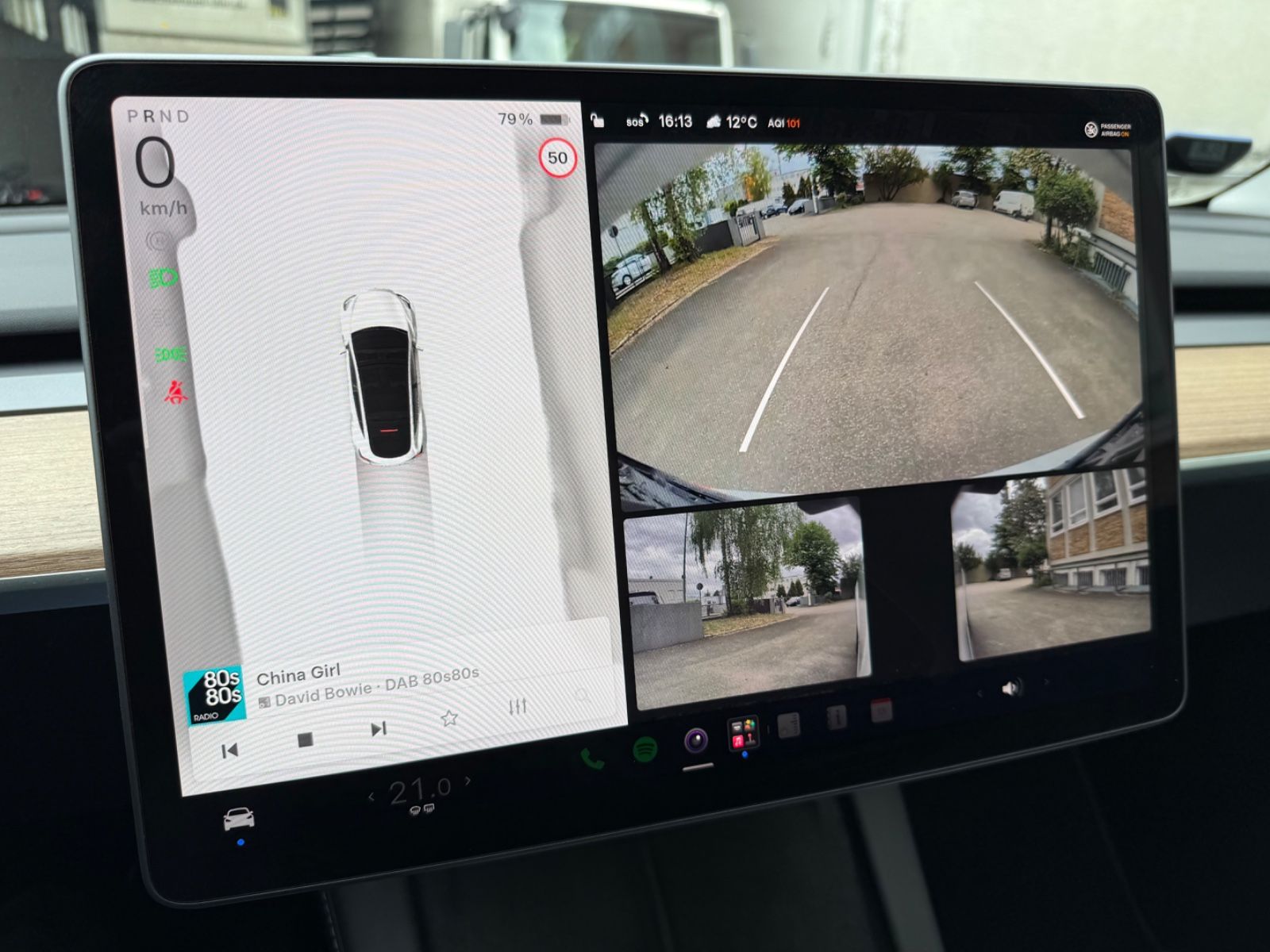 Tesla Model Y Basis RWD AHK Mwst. Garantie Finanz.4,69 foto 24