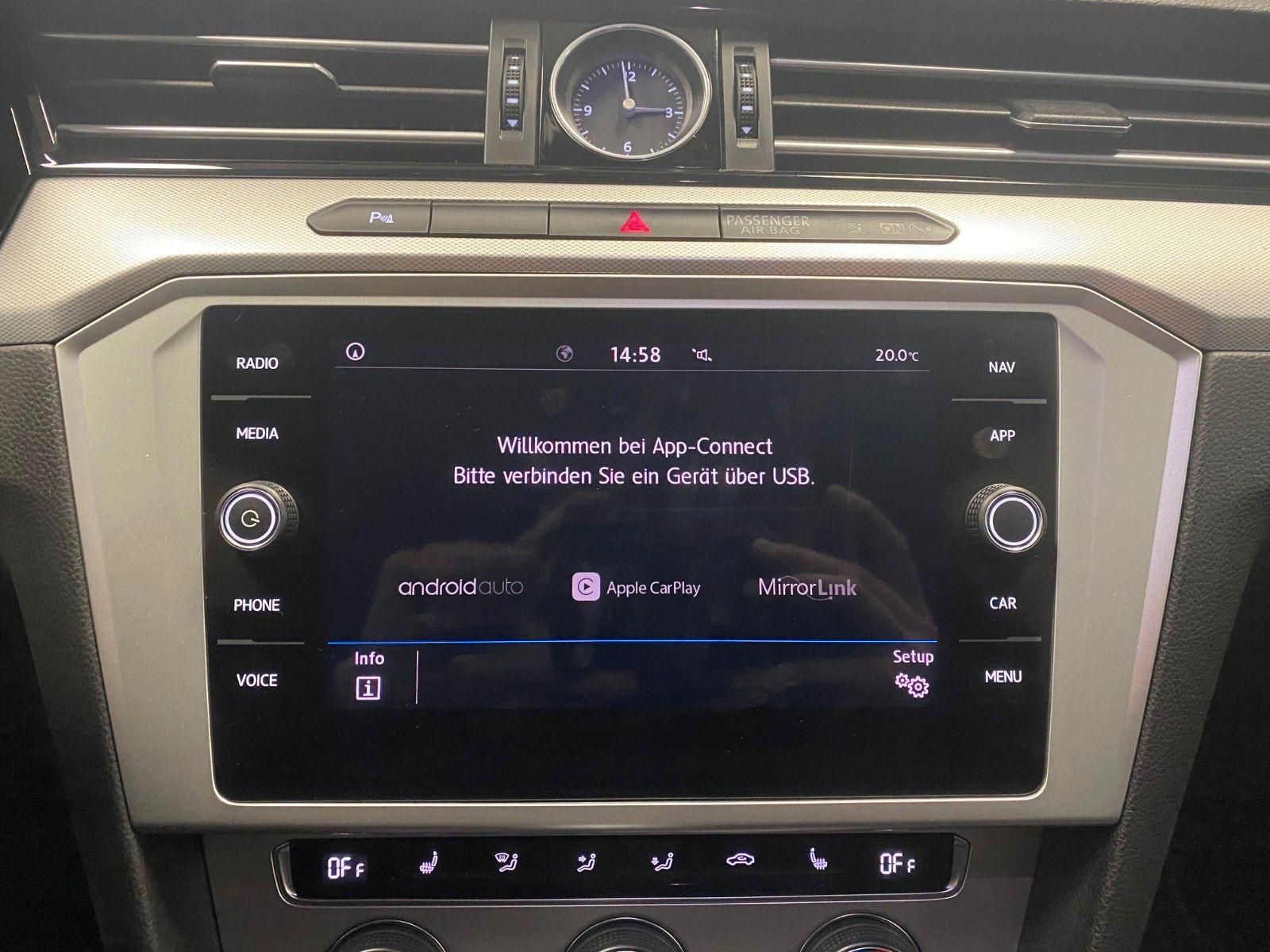 Fahrzeugabbildung Volkswagen Passat Variant 1.5 TSI OPF DSG Comfortline+NAVI+