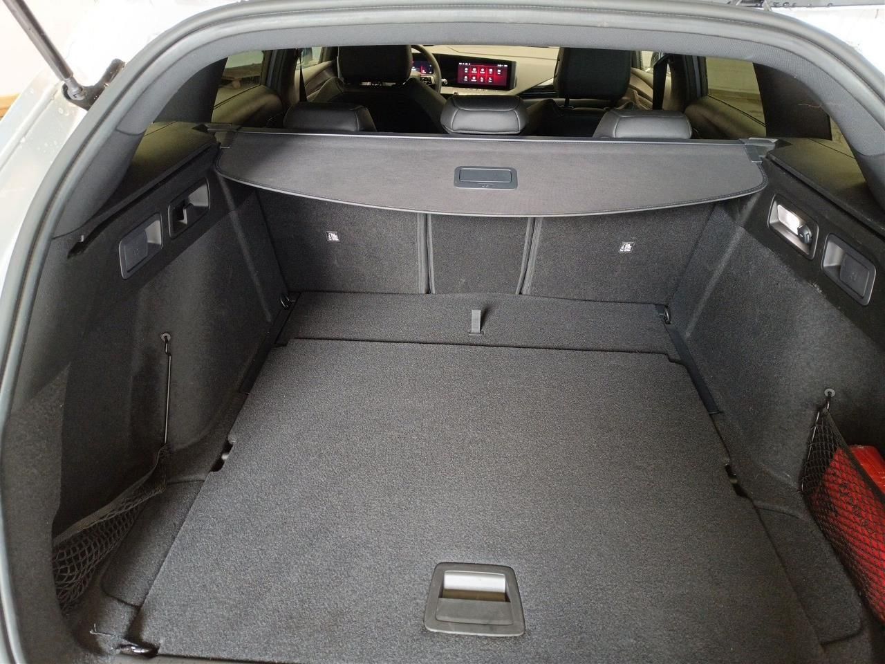 Fahrzeugabbildung Opel Astra ST 1.2T GS - 360°Kamera, Sitz-,Lenkradhzg.