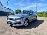 Volkswagen Passat 1.5 TSI DSG Var.Business AID*LED*LANE*AHK - VW Passat Variant Gebrauchtwagen in Hamburg