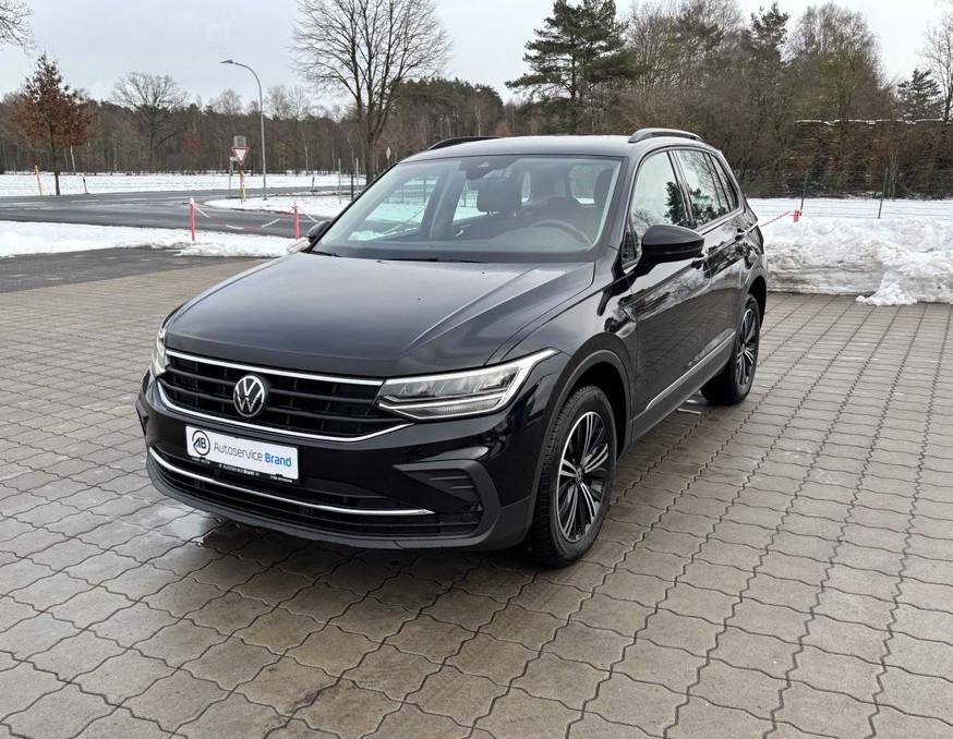 Volkswagen Tiguan Life 4Motion AHK