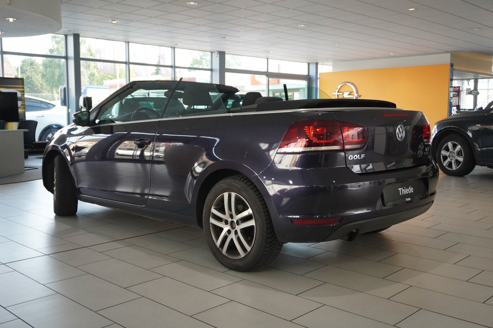 Fahrzeugabbildung Volkswagen Golf VI Cabriolet 1.2 TSI NAVI/SHZ/USB/PDC/TEMP.