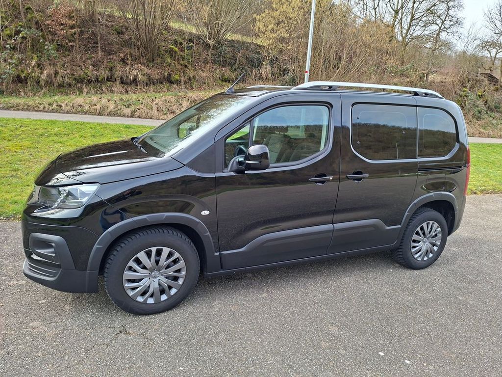 Image of Peugeot Rifter