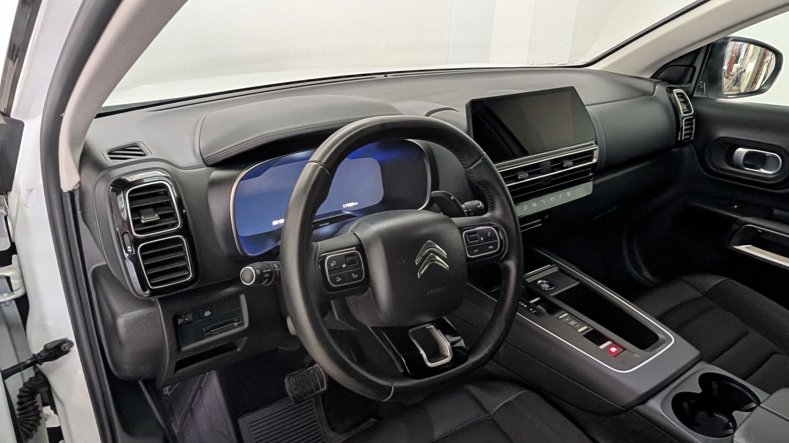 Fahrzeugabbildung Andere Citroën C5 Aircross 1.5 Blue HDI 130 * LED * Nav