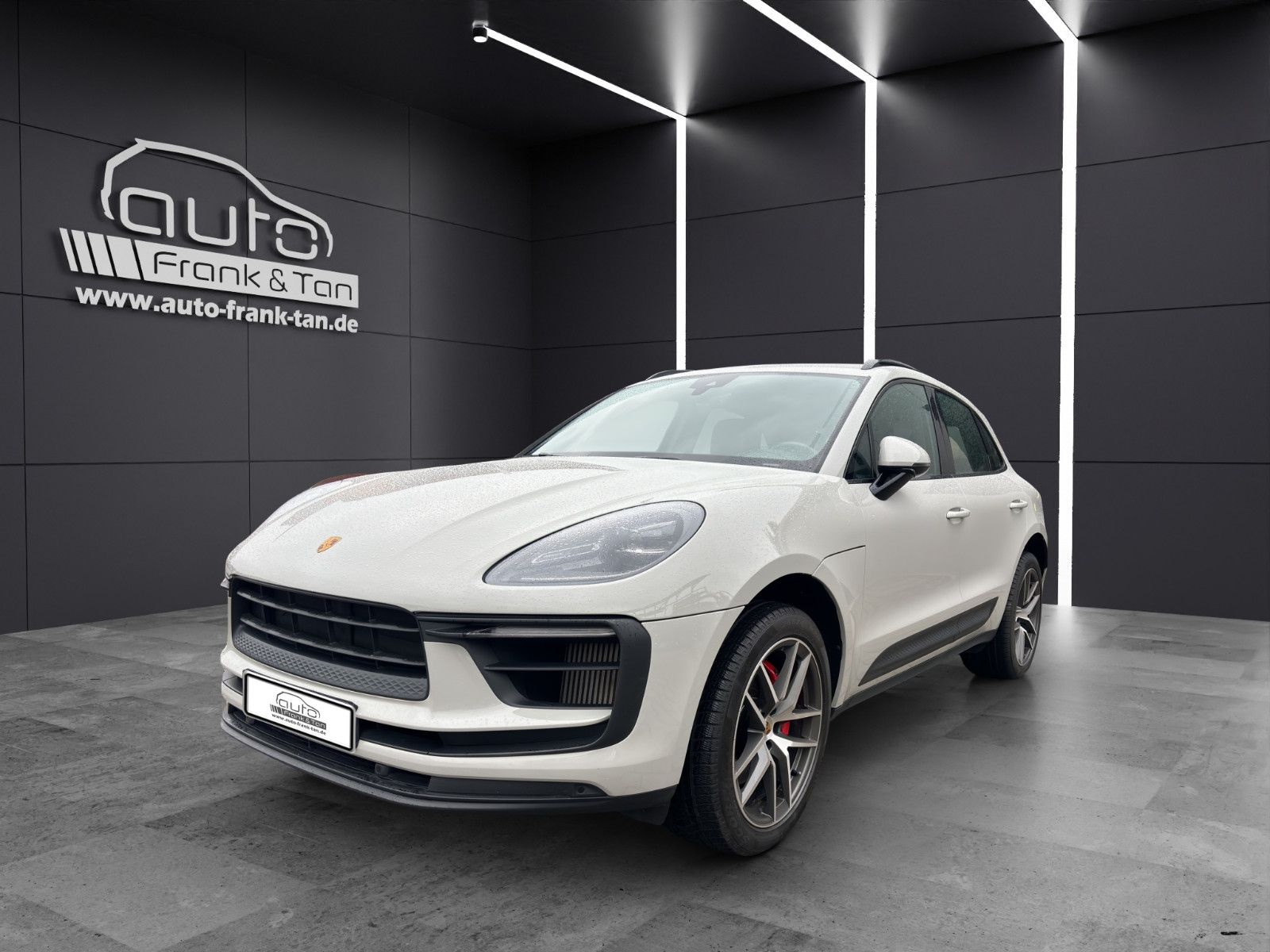 Fahrzeugabbildung Porsche Macan S* Navi*Kamera*AHK* PASM*Sitzheizung*