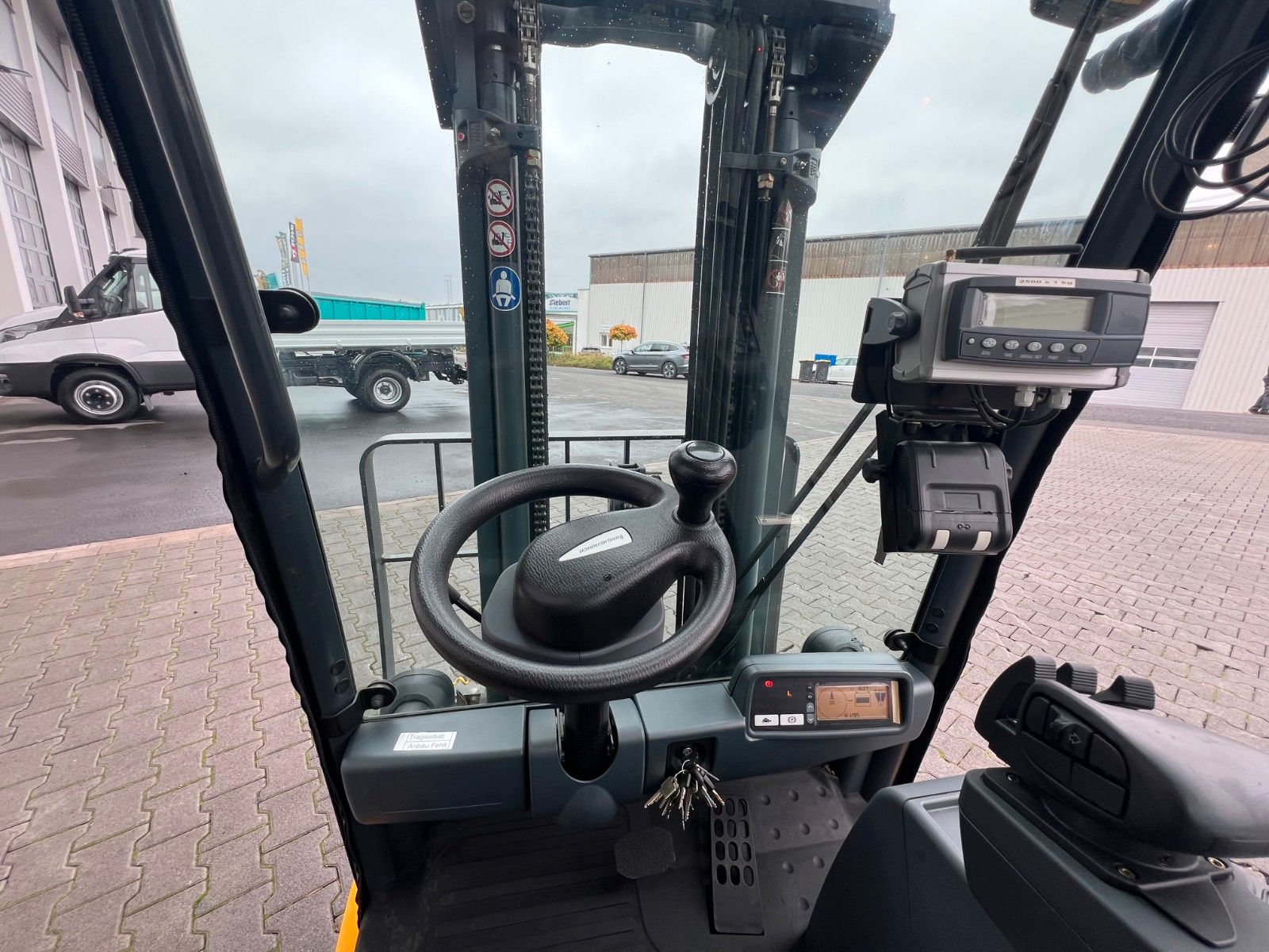 Fahrzeugabbildung Jungheinrich EFG 215 / Triplex: 4.25m! / SS / 1.285h / 2021