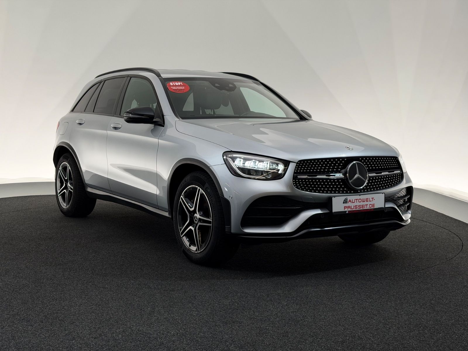 Gebrauchtwagen Mercedes-Benz GLC GLC 200 4M*AMG*NIGHT-LED-AHK-ACC-PDC-MBUX-TOT.W in Horb am Neckar