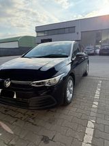 Volkswagen VW Golf 8 2.0 TDI 110kW  - Volkswagen Golf mit Diesel-Antrieb: Limousine, 1.8