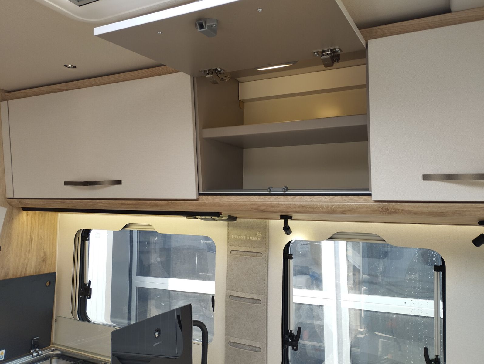 Fahrzeugabbildung Eura Mobil Profila T PT 720 EF MondialPakete 180PSAutomatik