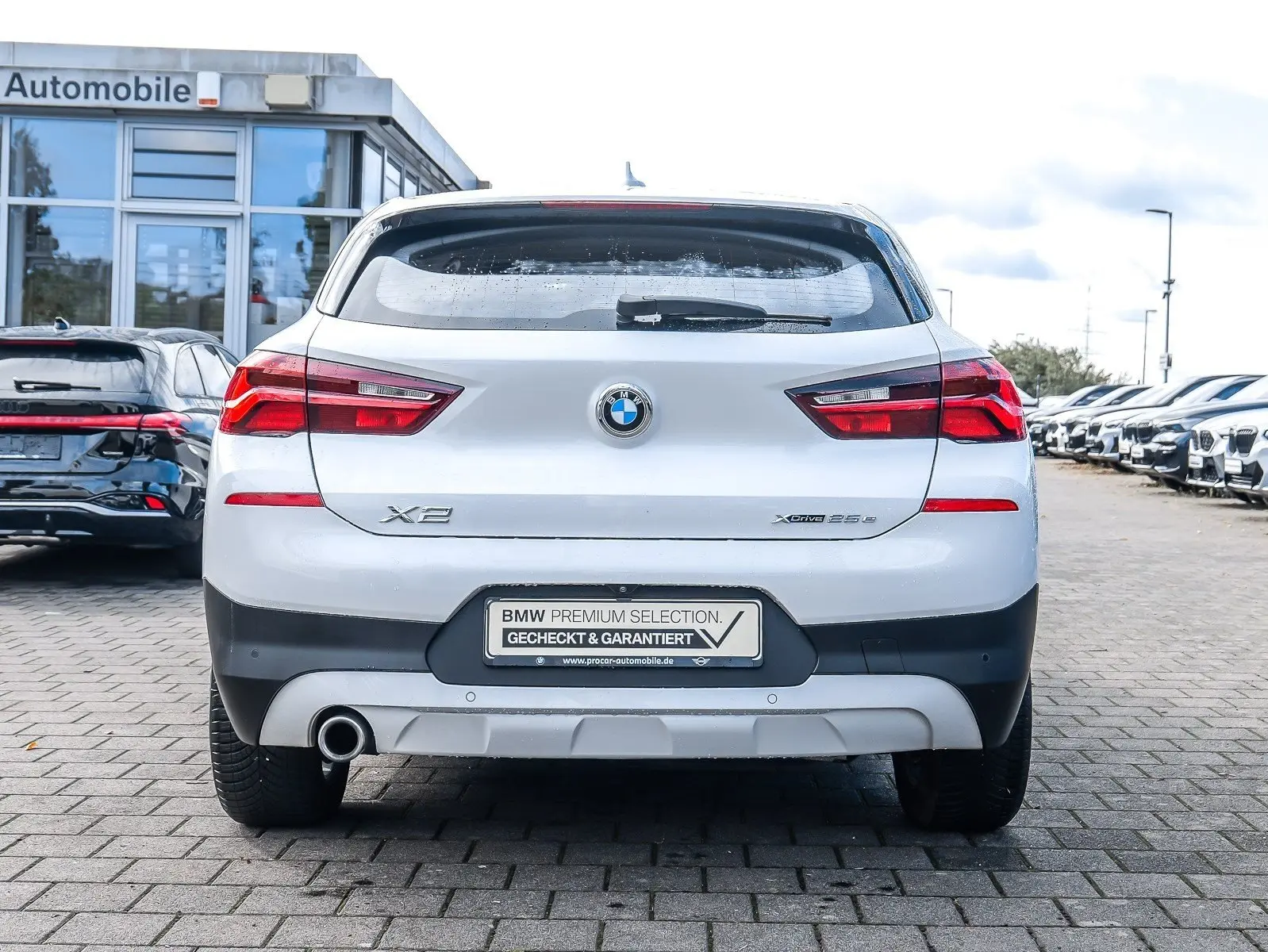 BMW X2 xDrive25e A RFK NAVI LED Sound Syst. PDC V+H