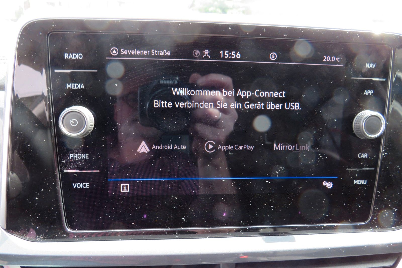 Fahrzeugabbildung Volkswagen T-Roc Style ACC APP MASSAGE SITZH. 17`KAMERA 1.H