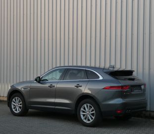 Jaguar F-Pace - 5