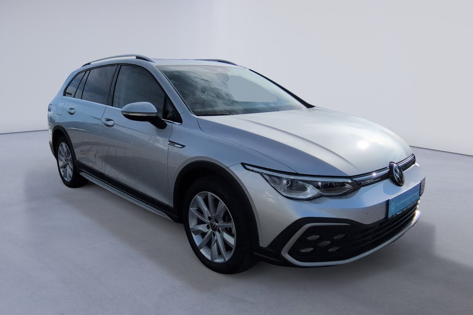 Golf VIII Alltrack 2.0 TDI DSG KAMERA+PANO+STHZ