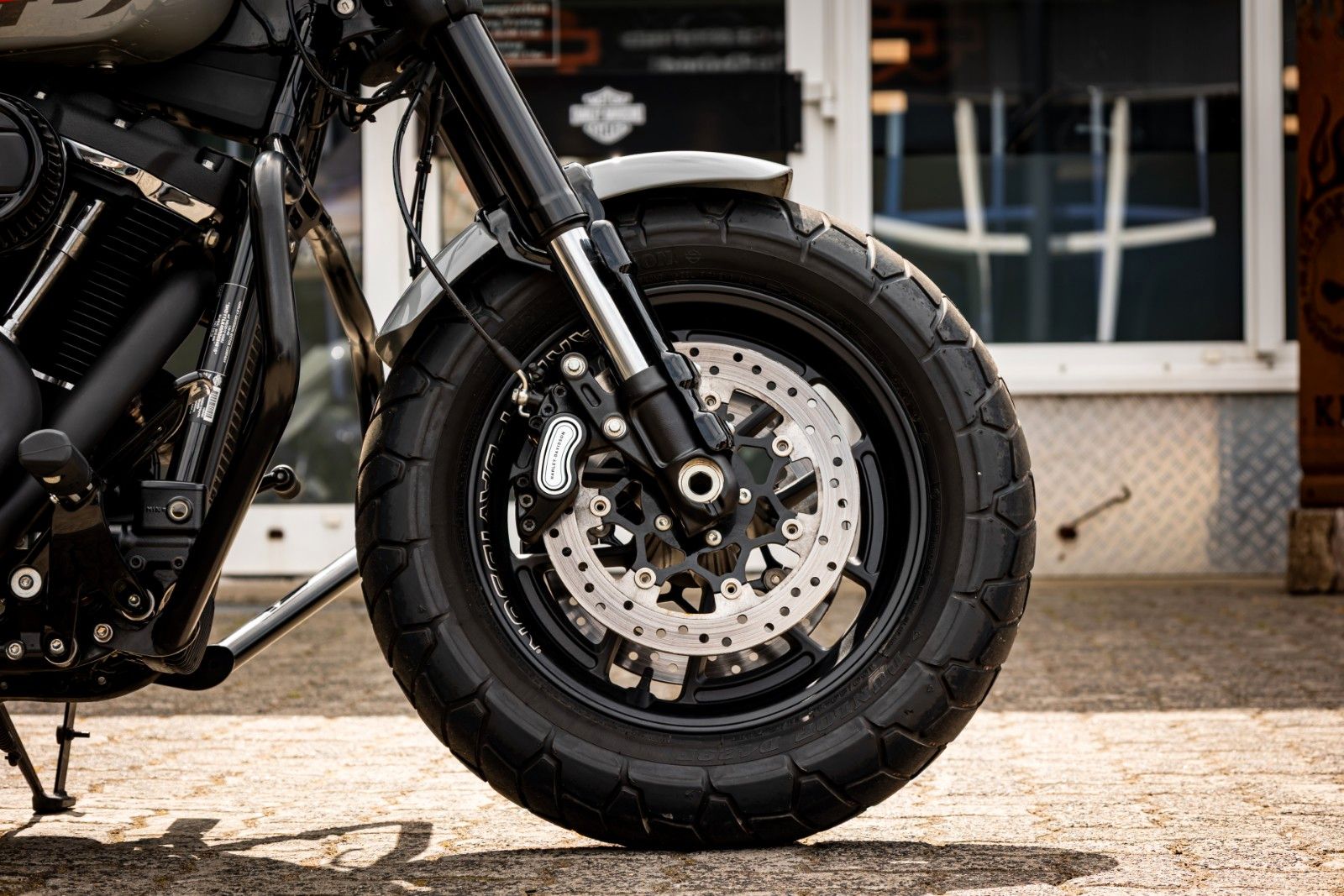 Fahrzeugabbildung Harley-Davidson FXFBS Fat Bob 114 CUI Softail - V PERFORMANCE -