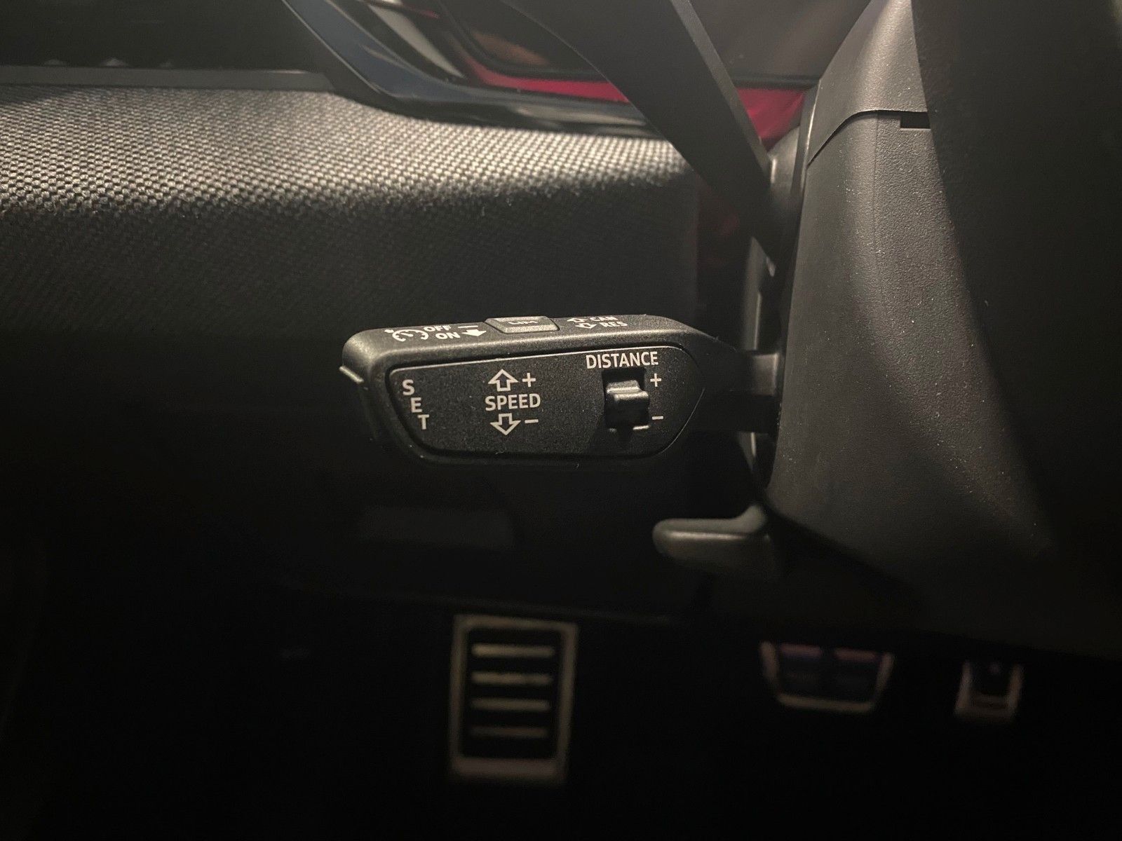 Fahrzeugabbildung Audi A5 B10 TDI S tronic Avant+S-Line+MATRIX+NAVI+19"