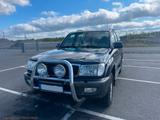 Toyota Land Cruiser 4.7 V8 Special Auto 7 Sitzer - Toyota Land Cruiser: Special
