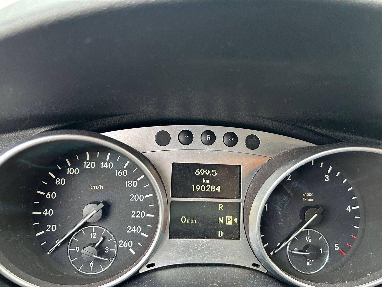 Mercedes-Benz R280 2007 — photo 10