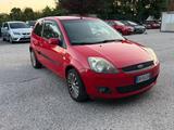 Ford Fiesta 1.4 TDCi 3p. Ghia - Ford Fiesta aus 2008 mit Diesel-Antrieb